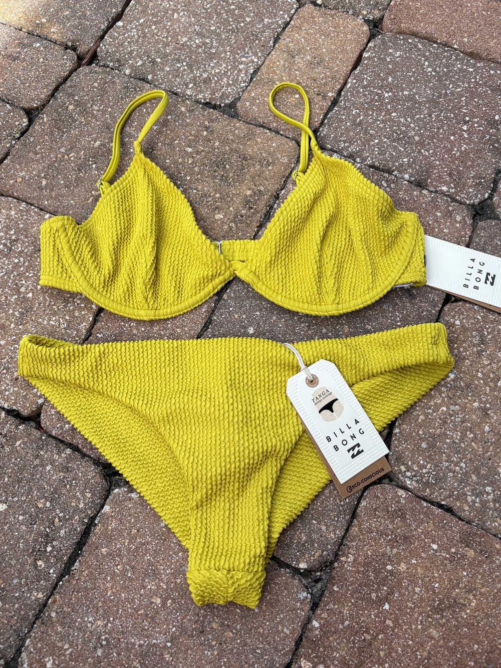 NWT Billabong Textured Yellow Bikini Set Sz Large